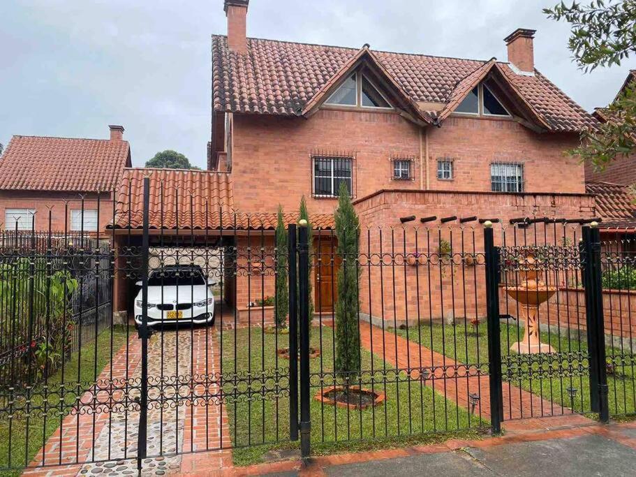 Hermosa Casa , Con Parqueadero En Rionegro Cerca Al Aeropuerto Villa Exterior foto